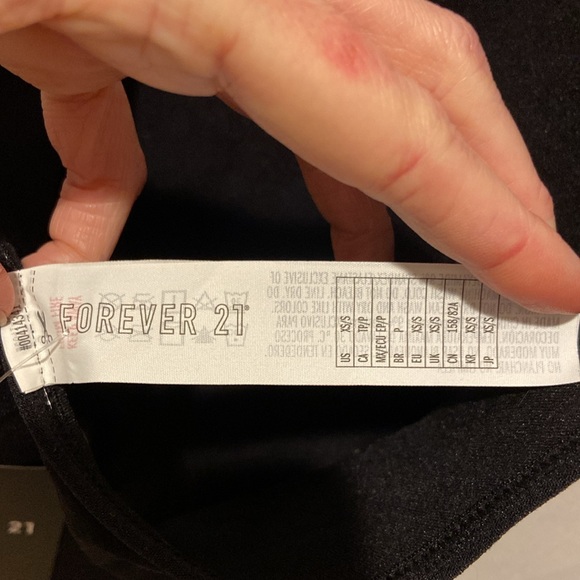 NWT Forever 21 Black Seamless Halter Bodysuit - Picture 9 of 11
